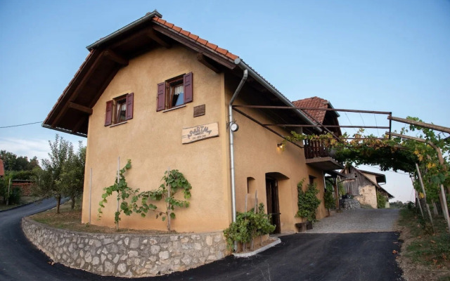 Vineyard Cottage Brodaric
