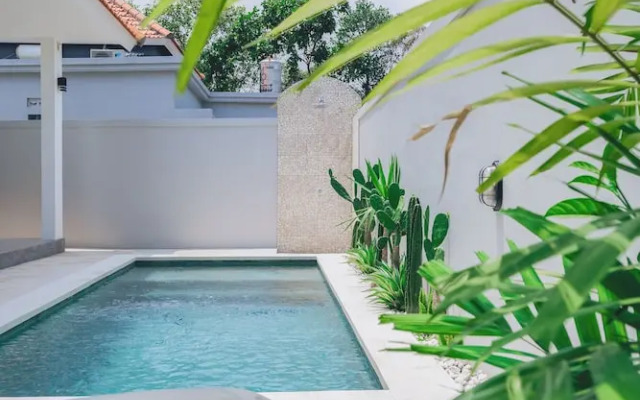 Santai Villa by Betterplace