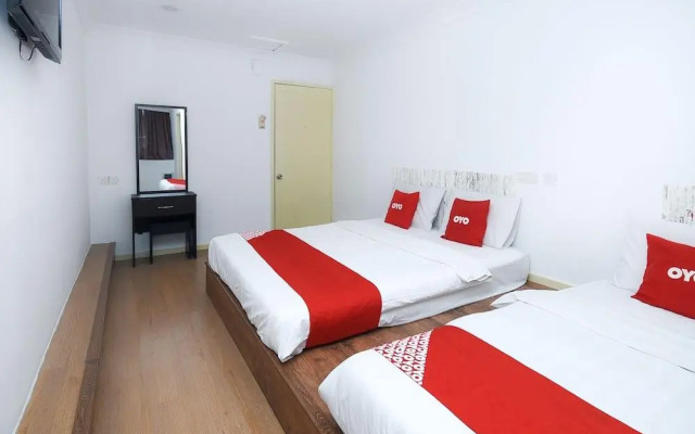 River Inn by OYO Rooms