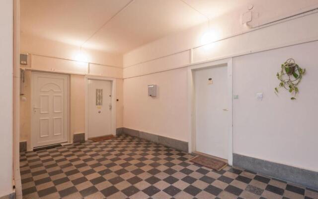 Cosy Art Flat 2