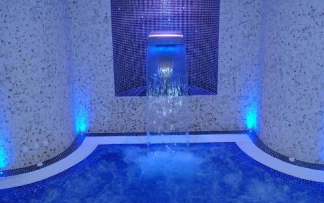 Villa Rose Hotel & V Spa