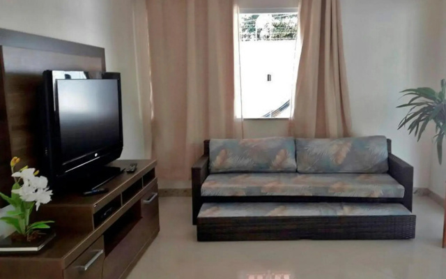 Casa Paraná com 8 quartos acomoda até 40 pessoas