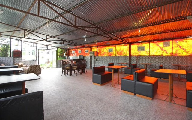 OYO 3828 Hotel Ashok