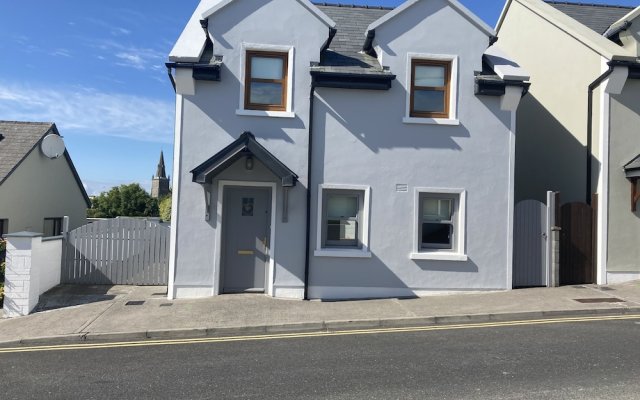Beautiful, Central 3-bed House in Co Clare