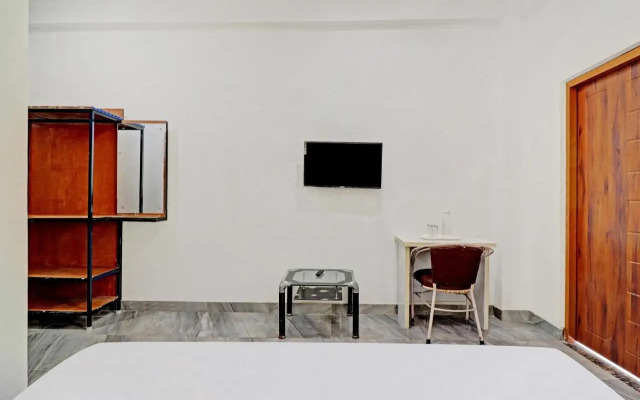 OYO Flagship 702723 The Grand Cosmos