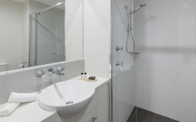Oaks Brisbane on Margaret Suites