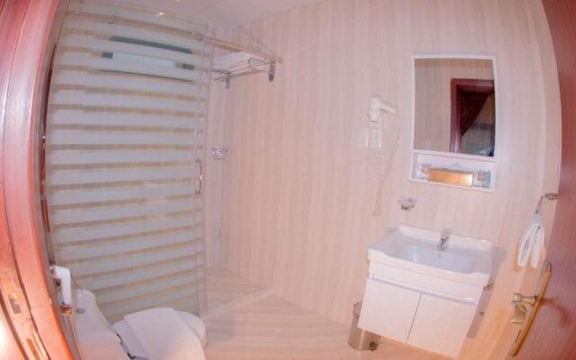 Gulf Terrace Corniche Hotel