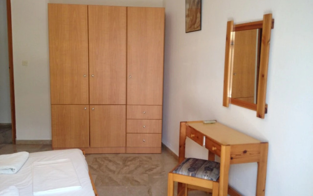 Lovely 1 Bedroom Apartm With Free Parking Sea View