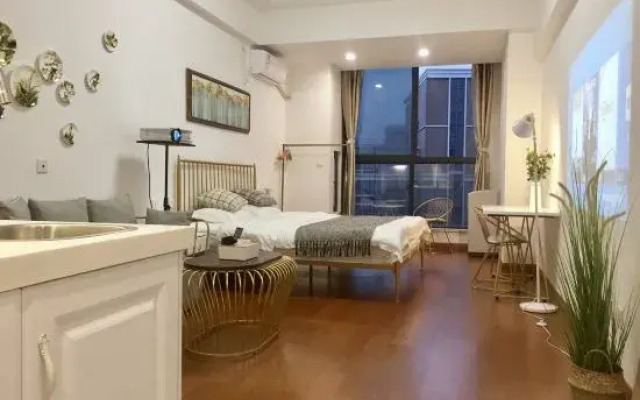 Shanghai Bubble Apartment (Songjiang University Town Subway Station)