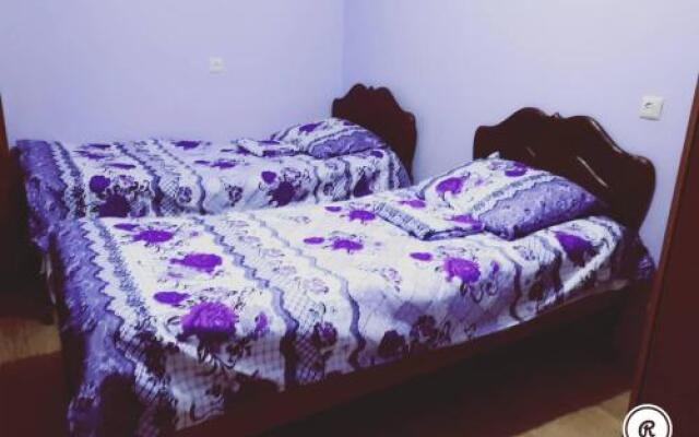 Guest House Parnavaz 102