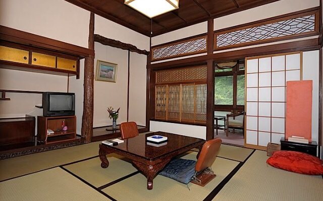 Yumotokan