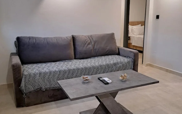 RAFKON Luxury Apartments - Myrina