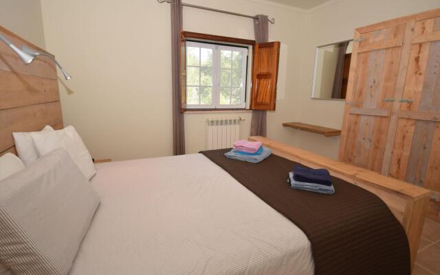 Luxurious Villa in Caldas da Rainha With Pool