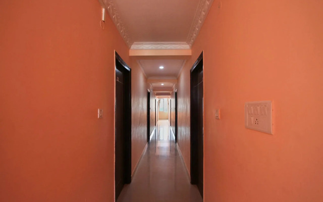 Shravya Residency