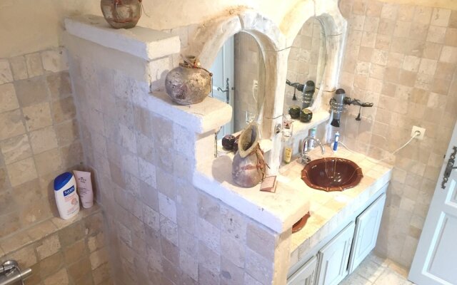 Villa With 3 Bedrooms in Maillane, With Private Pool, Enclosed Garden