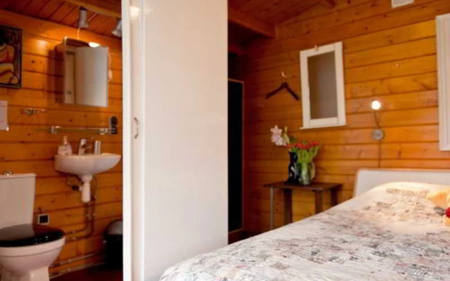 Xaviera Hollanders ''Happy House Bed & Breakfast''