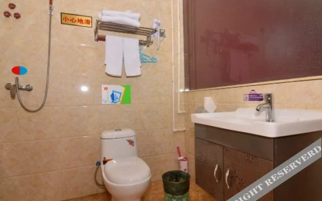 Longrunxin Hotel
