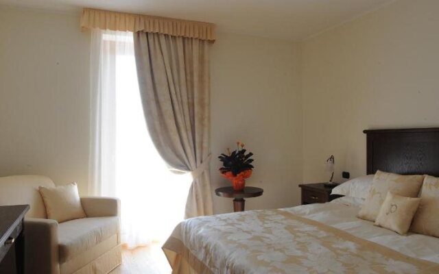 Hotel & Restaurant Pahor