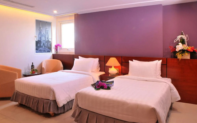 White Lotus Hotel Saigon