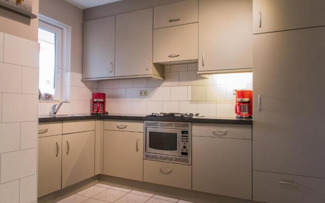 Boszicht aan de Kust 1