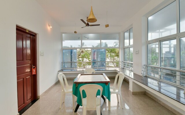OYO 15434 Hilton Residency