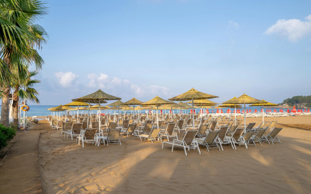 Miarosa İncekum Beach Hotel