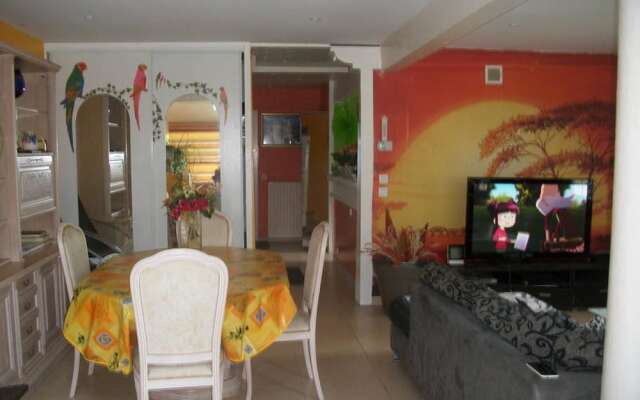 Villa With 3 Bedrooms in Tarnos, With Private Pool, Enclosed Garden an