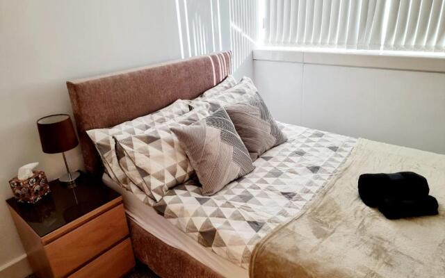 Beautiful 2-bed Apartment in Milton Keynes