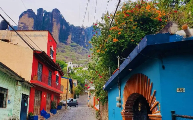 Natural Mystic Hostal