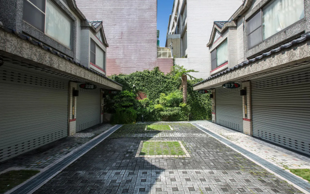 Yung Hwa Chun Hotel