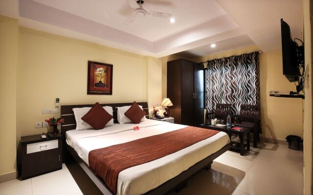 OYO 2120 Hotel Silver Haze