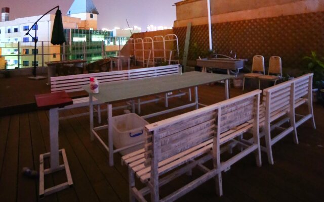 Luoyang Heartland International Youth Hostel