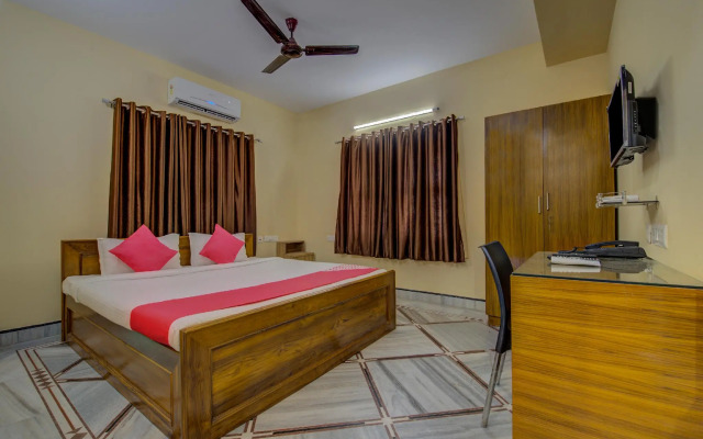 OYO 9000 The Syncretic Guest House