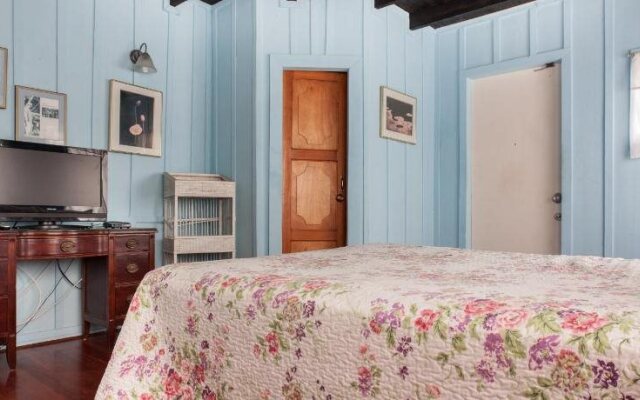 Casa Azul Bed & Breakfast