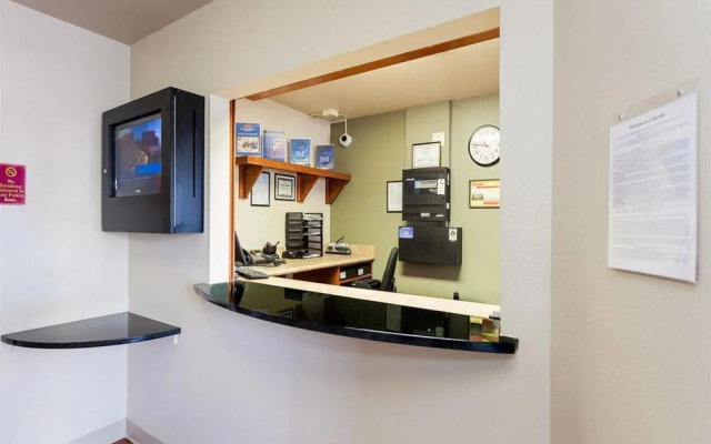Studio 6 Extended Stay Cincinnati Sharonville OH