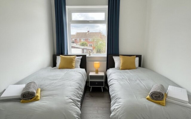 Worksop Newly Refurbished 3-bedroom House