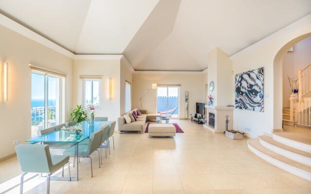 Villa La Terrasse - Palheiro Village