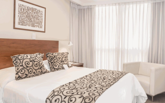 Palm Beach Plaza Hotel