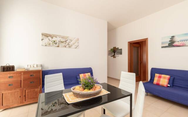 Bilo Danilo Few Minutes From Sea