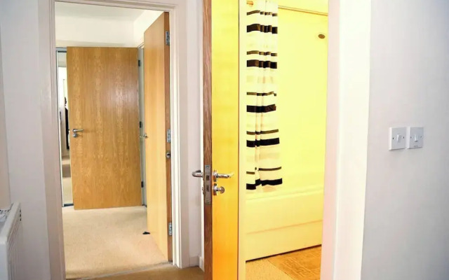 Bushwood, Ldn 2bed Apt-balcony-parking