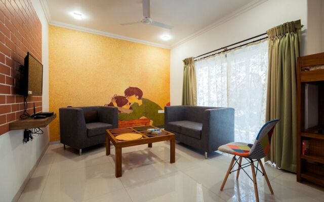 OYO 10803 Home 2BHK Poolside Siolim