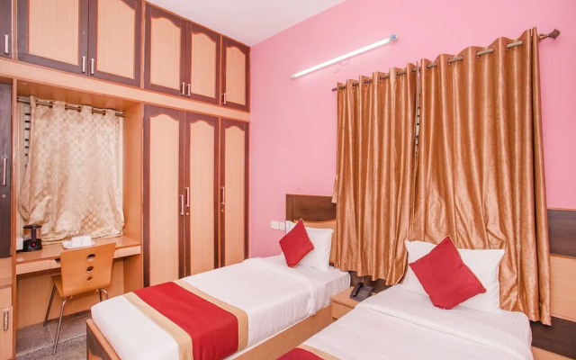 OYO 13024 Bip Inn 2021