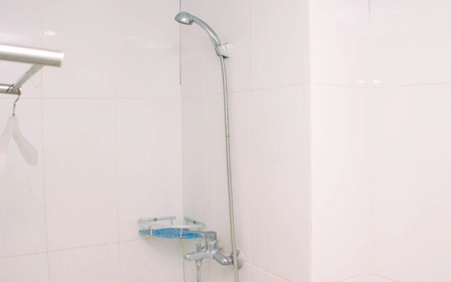 Simply Look Studio Room At Tamansari Mahogany Karawang Apartment
