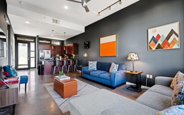 Convenient Condo Near Zilker & Barton Springs!