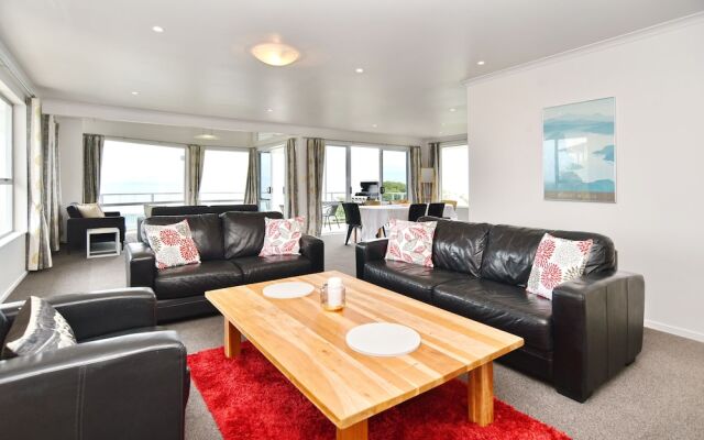 Panorama - Christchurch Holiday Homes