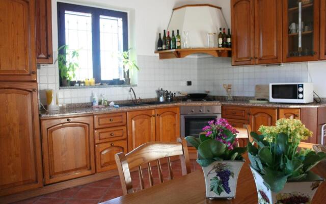 Villa I Due Padroni, two apartment House - Apartment Loggione