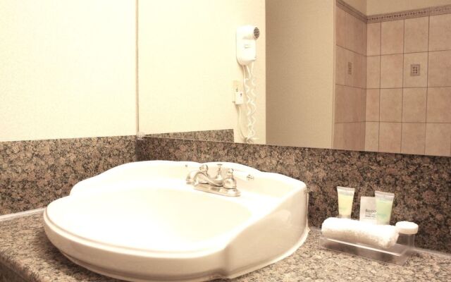 Sunset Inn and Suites