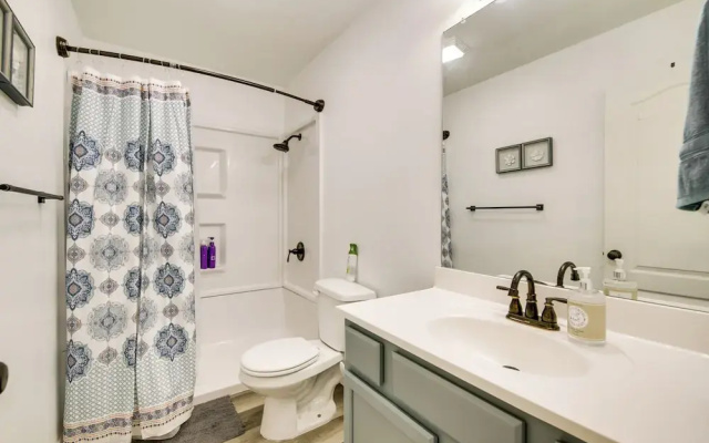 Branson Home w/ Patio & Fire Pit: 7 Mi to Downtown