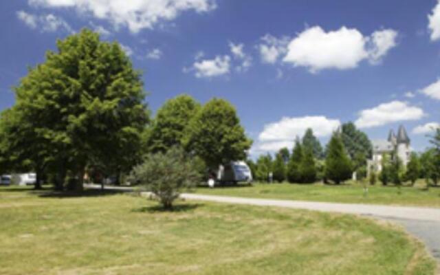 Hôtellerie de Plein Air Camping Leychoisier