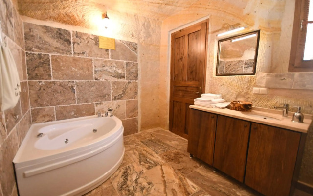 Nostalji Cave Suit Hotel
